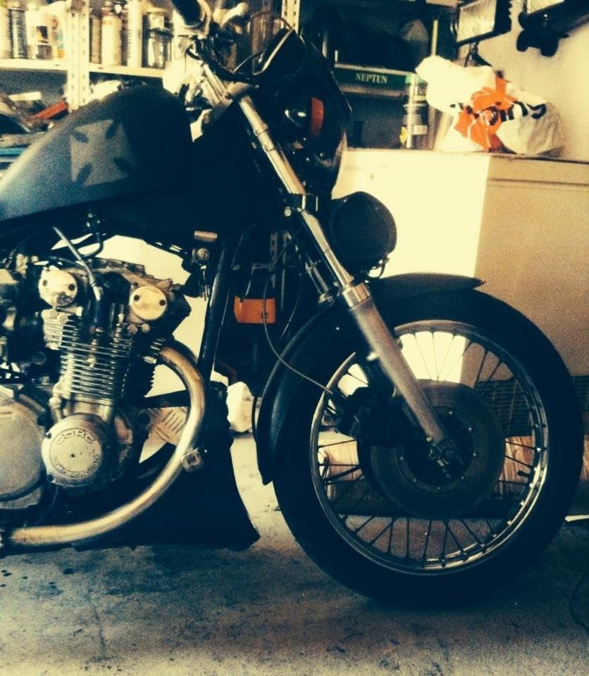 Suzuki gs 550 billede 1