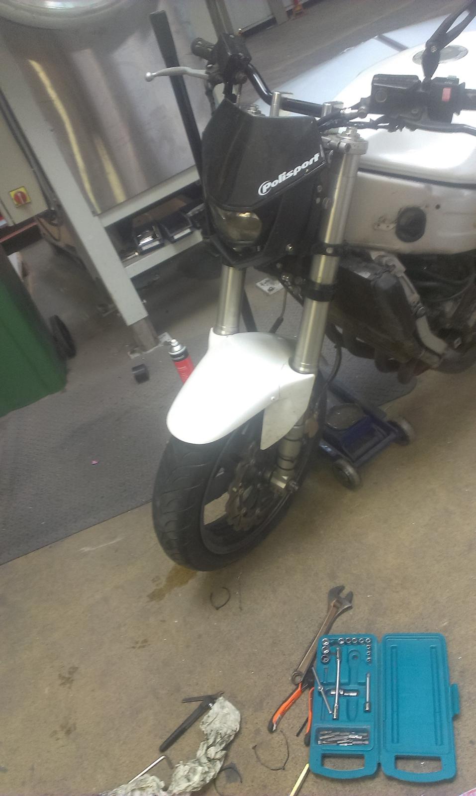 Yamaha FZR 1000 billede 11