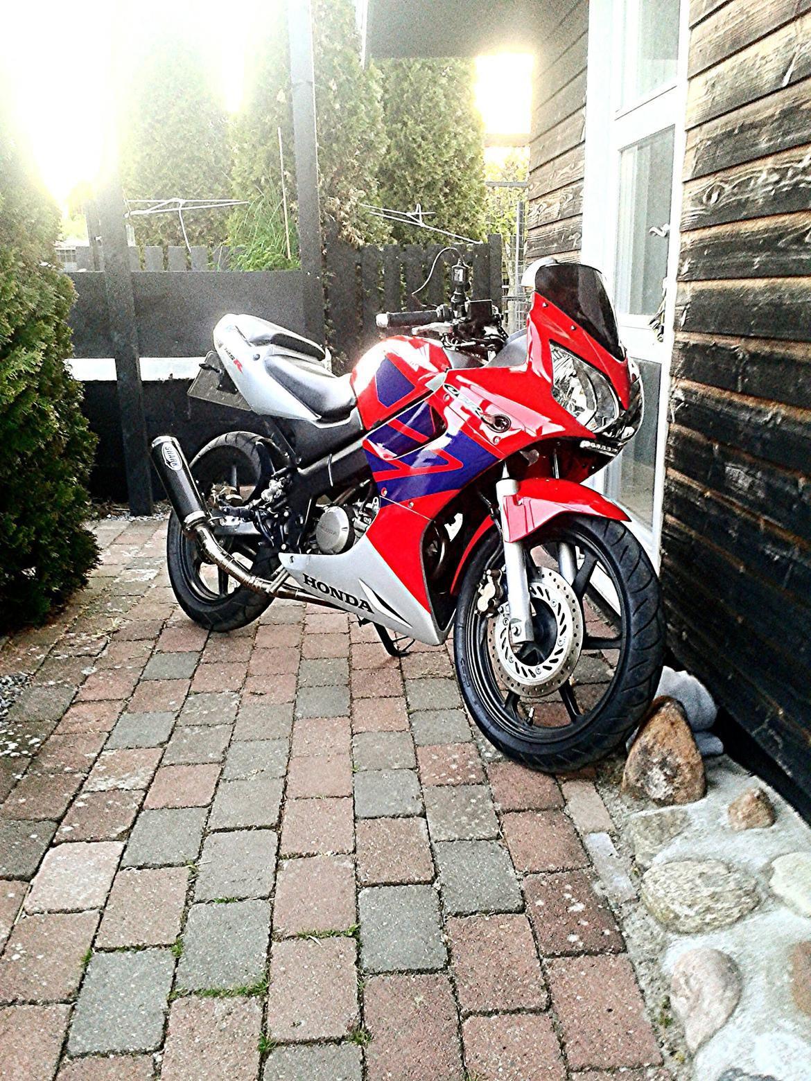 Honda cbr 125 R billede 2