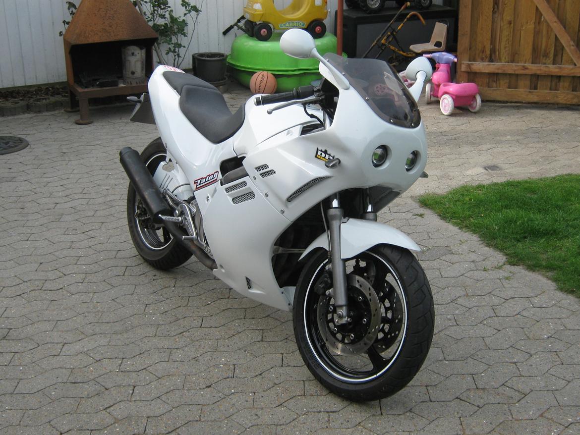 Suzuki GSX-R 250 billede 1