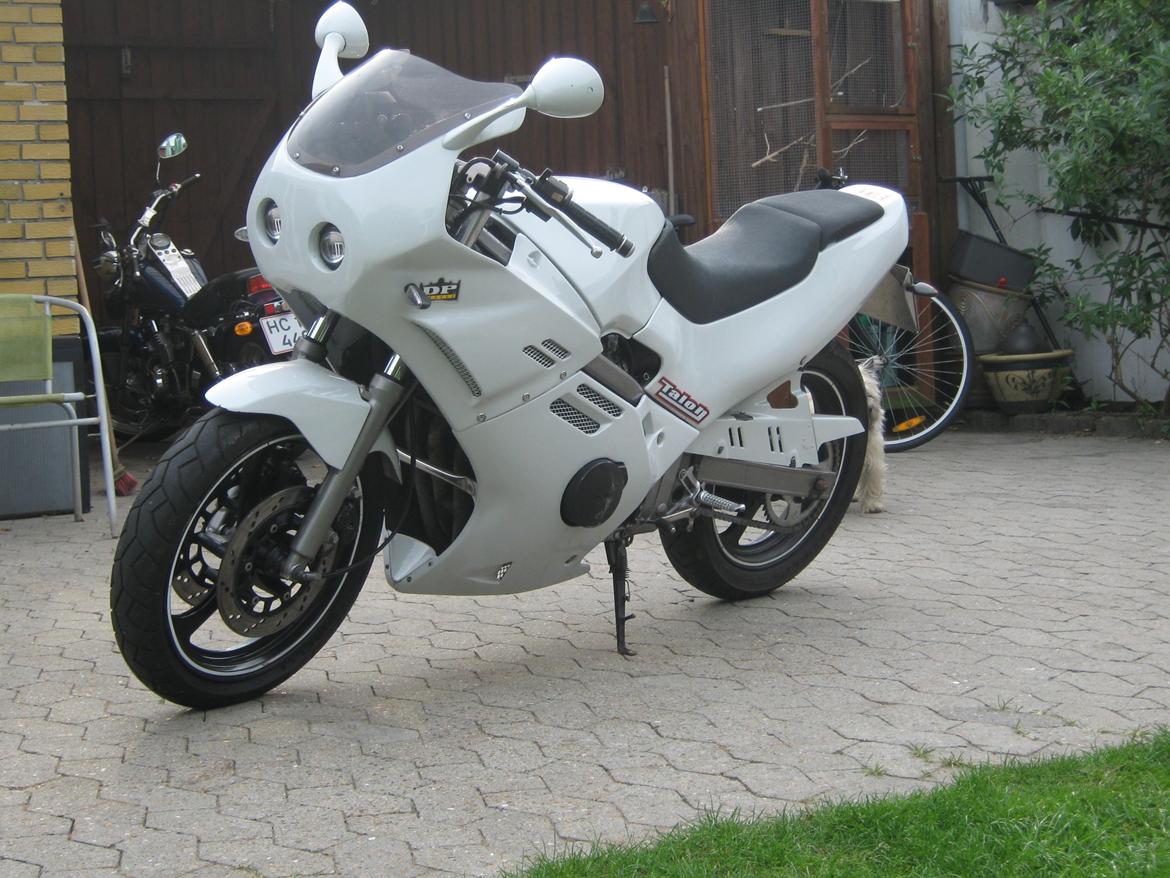 Suzuki GSX-R 250 billede 2