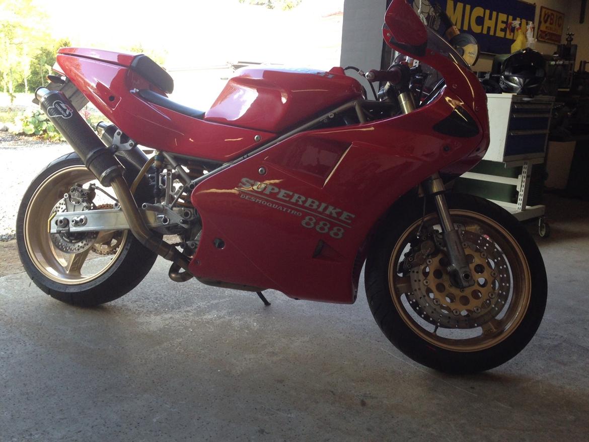 Ducati 888 billede 4