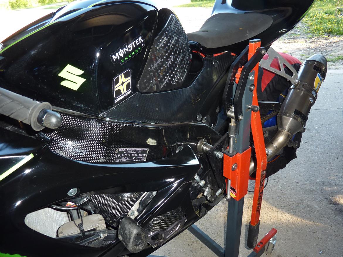 Suzuki gsxr 1000 k8 FIM Superstock billede 5