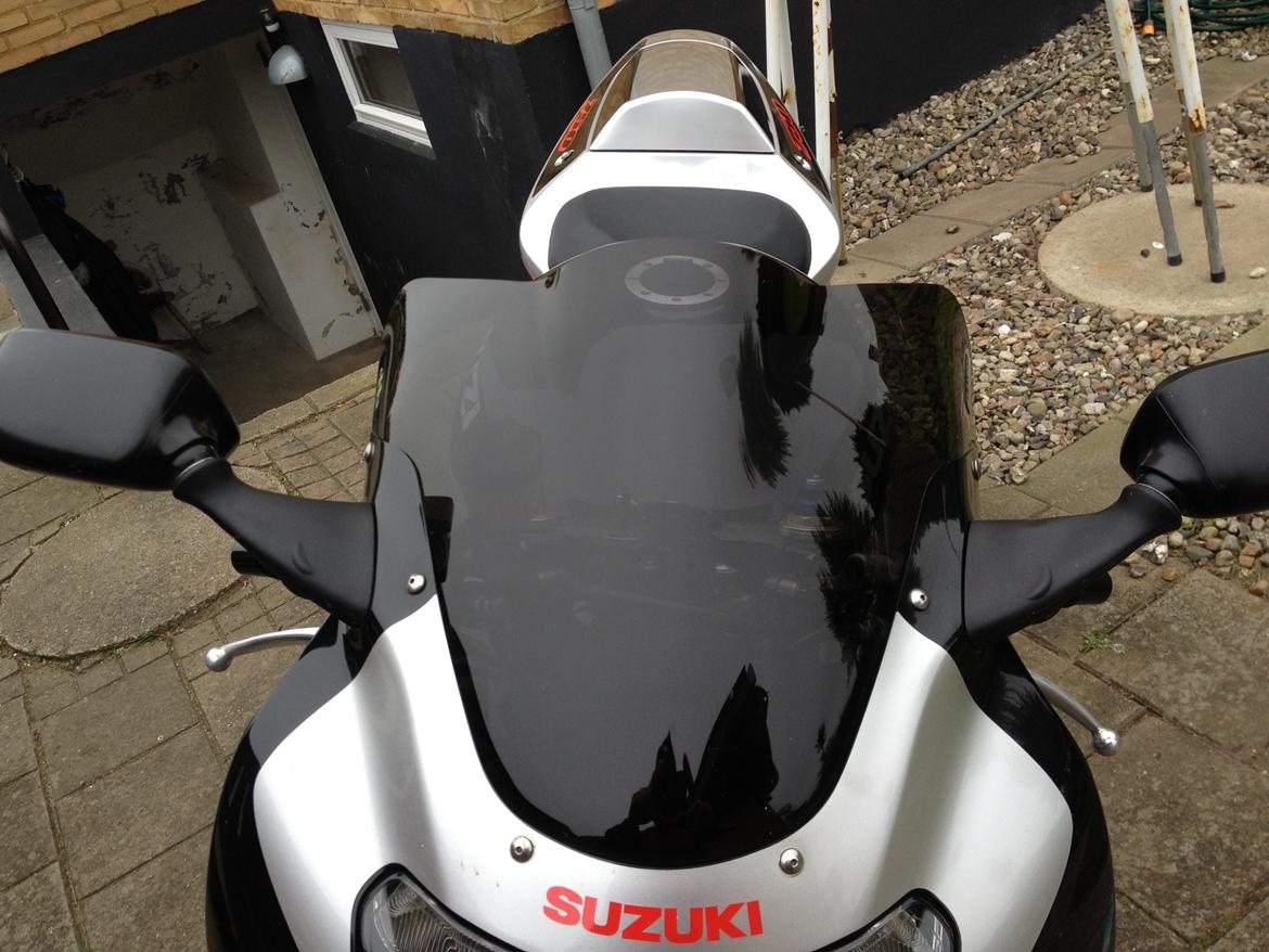 Suzuki GSXR 750 K1 billede 10