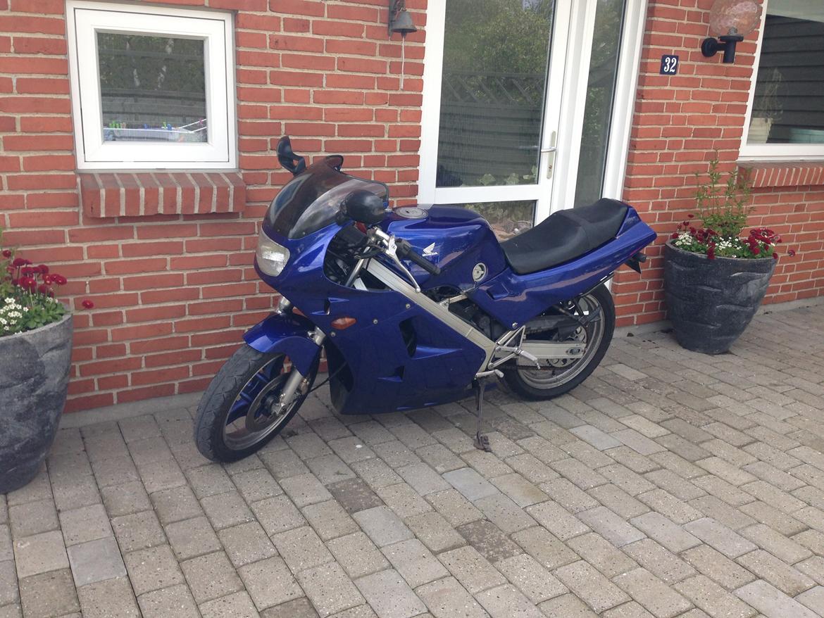 Honda Vfr 400 R NC 21 billede 1