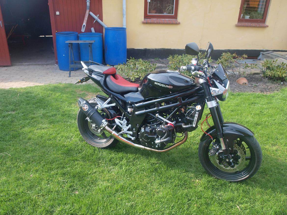 Hyosung GT 650 billede 16