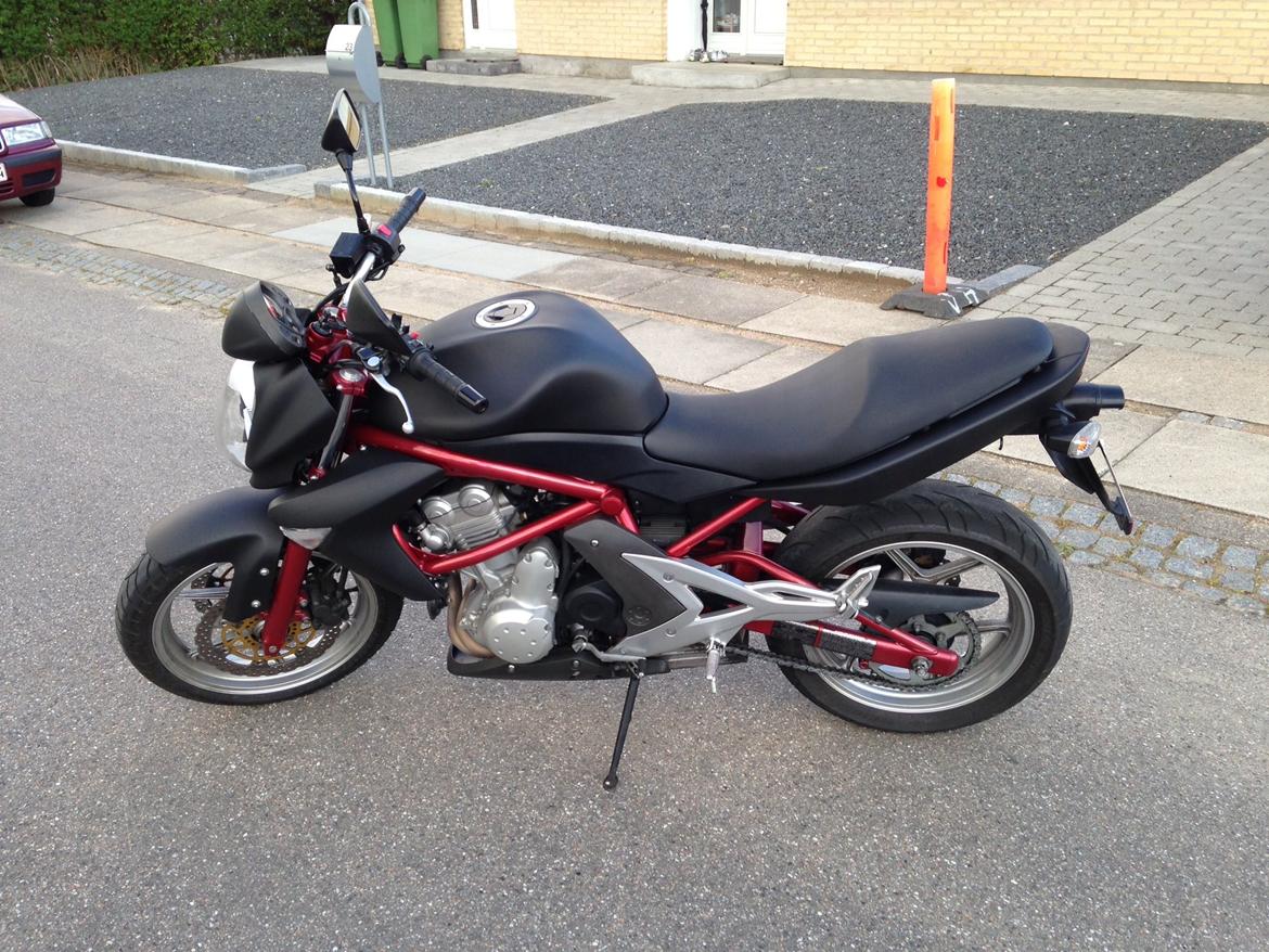 Kawasaki ER-6N billede 10