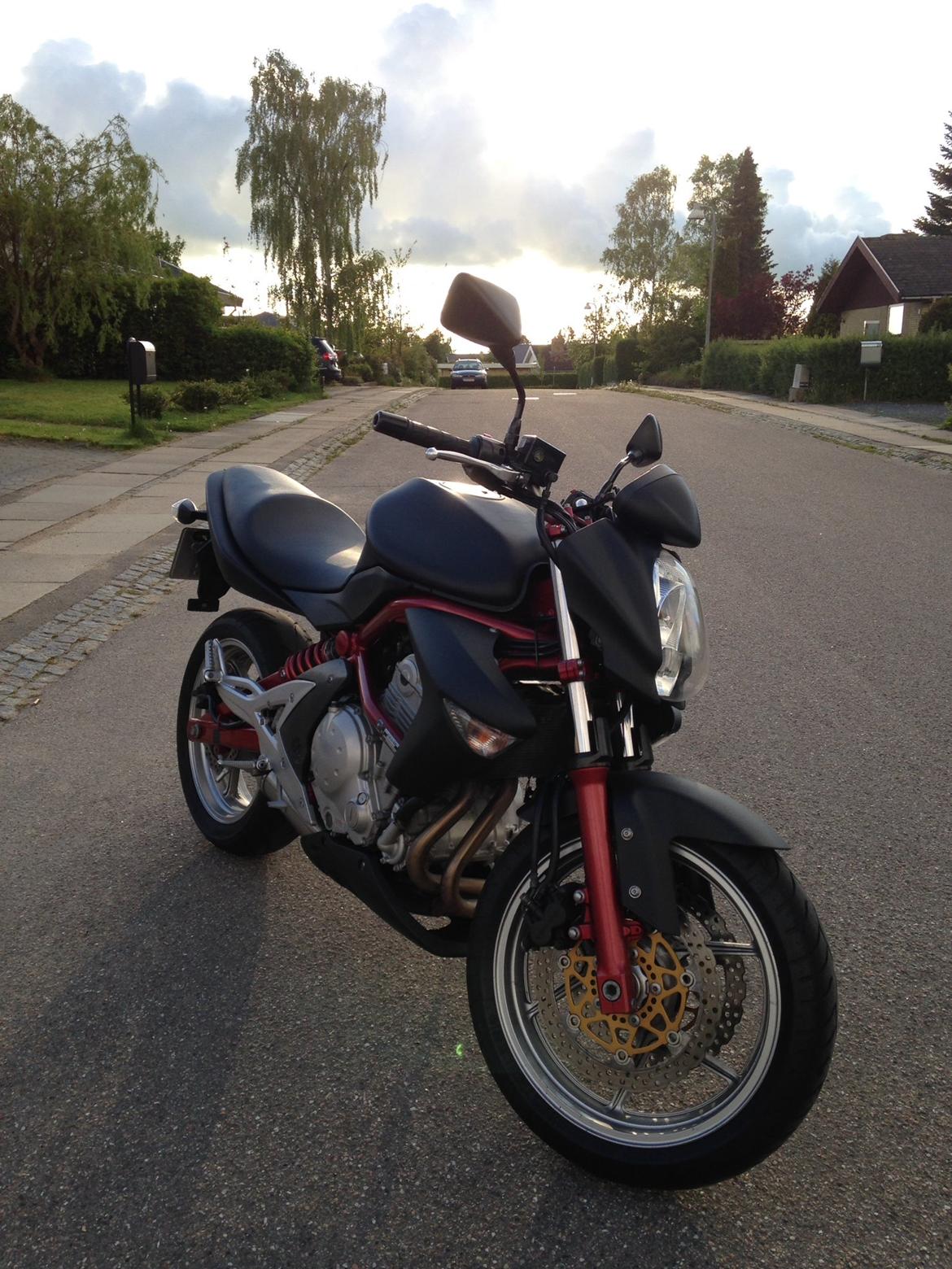 Kawasaki ER-6N billede 15