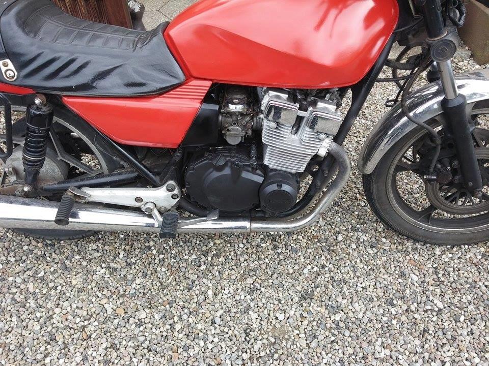 Suzuki GSX 400 F Katana billede 3