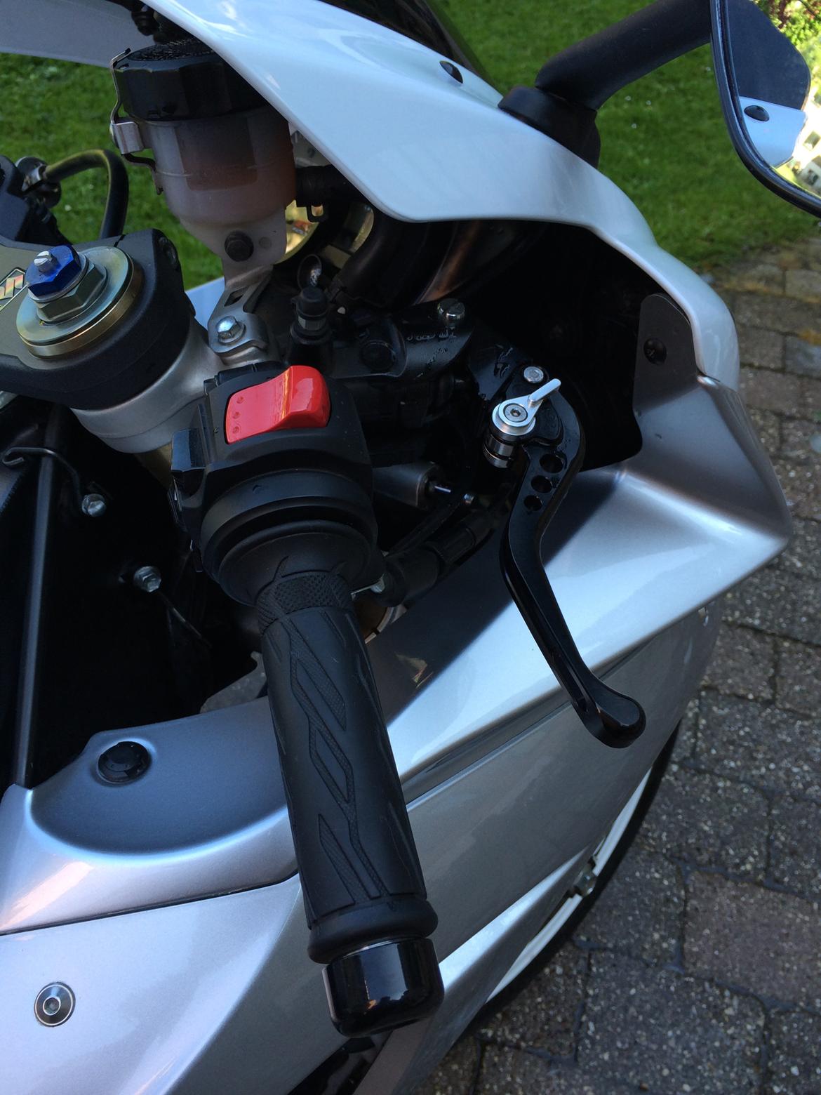 Suzuki GSXR 600 - NYT: Bremse og koblingsgreb (kort model) billede 17