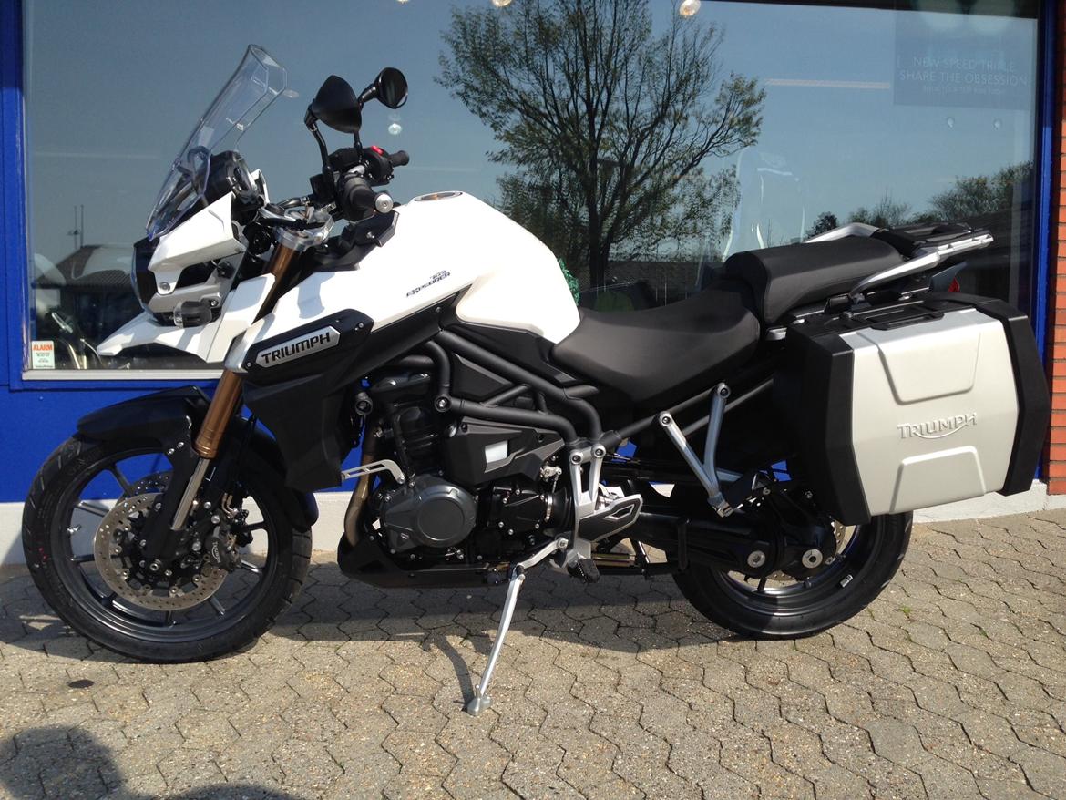 Triumph Explorer 1200 billede 1