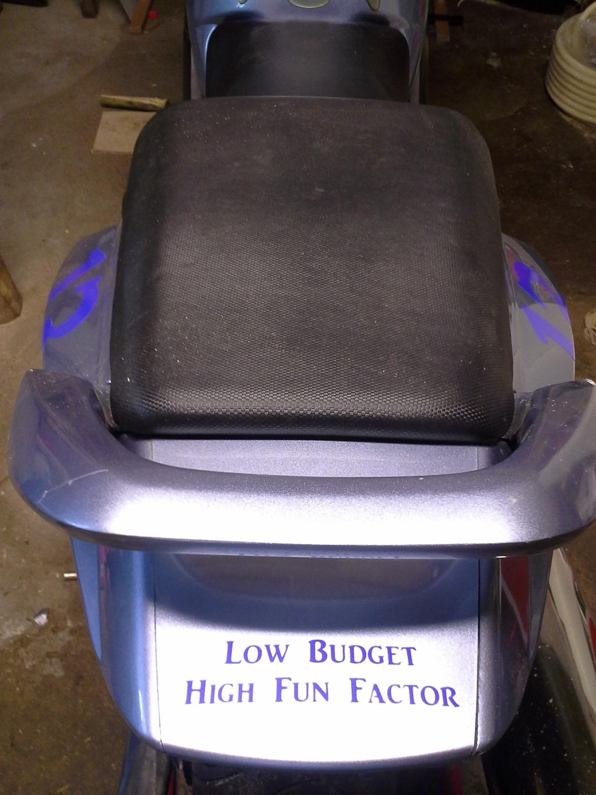 Suzuki SV 650 S K6 - Selvom det er på et skrabet budget jeg tager til trackdays, kan det stadig sagtens være sjovt. billede 9