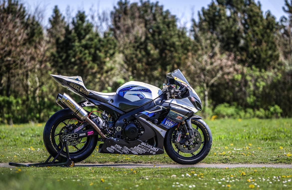 Suzuki GSXR 1000 K8 Banejern (Solgt) billede 1