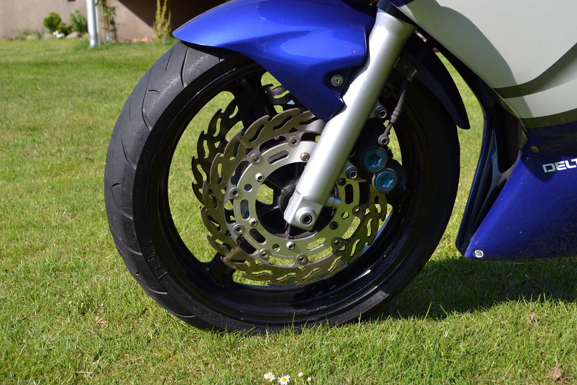 Yamaha YZF R6 billede 12