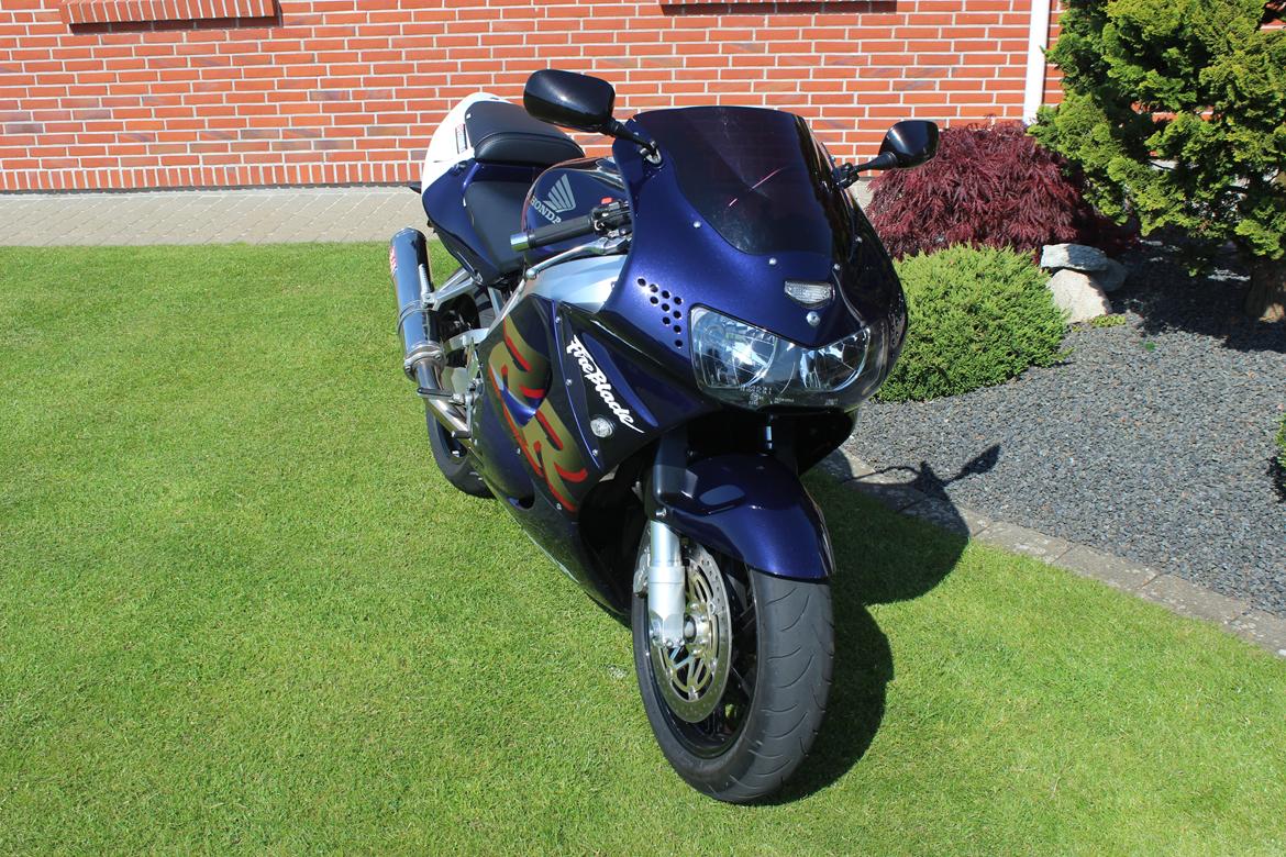 Honda CBR 900 RR FIREBLADE billede 4