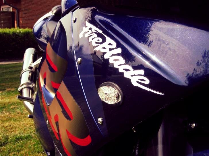 Honda CBR 900 RR FIREBLADE - FIREBLADE og de hvide blink billede 8