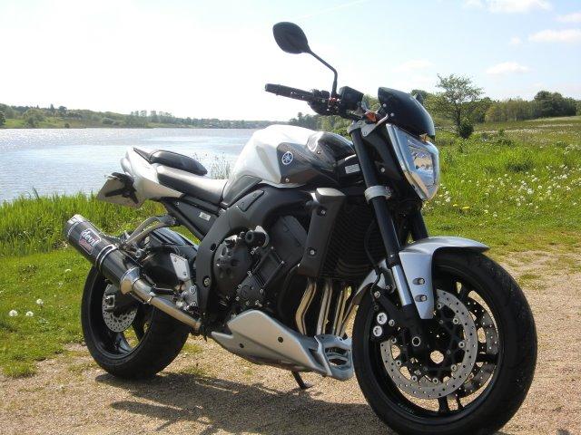Yamaha Yamaha FZ1-N billede 1