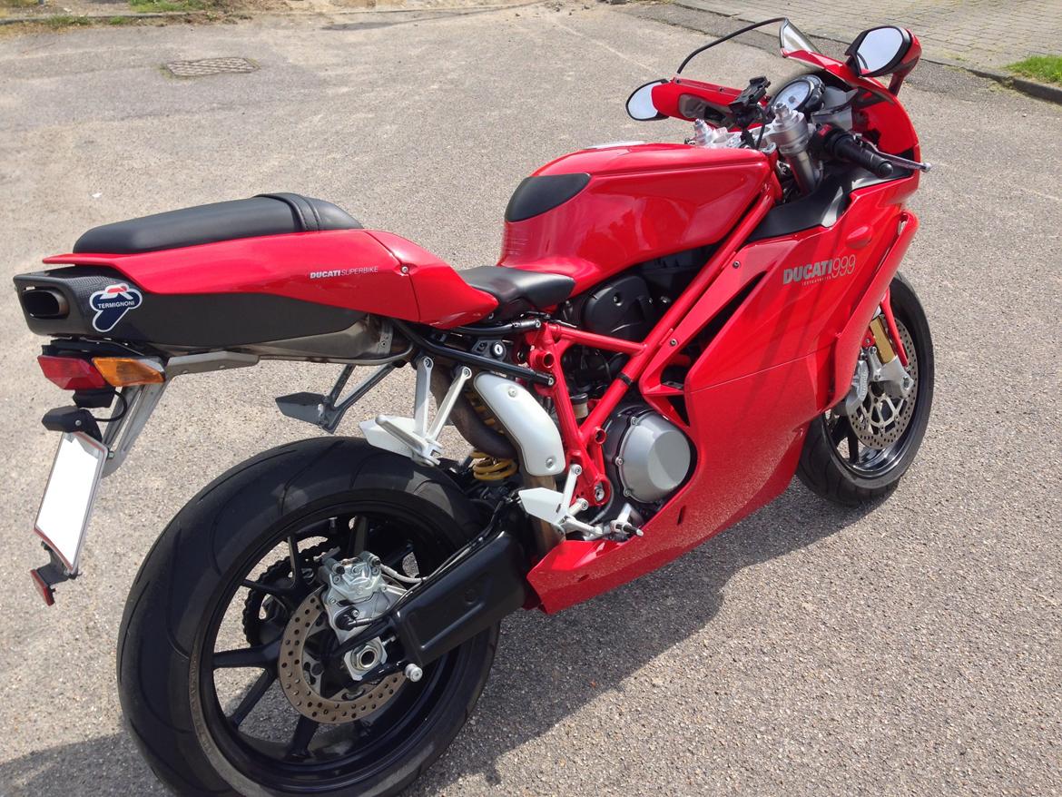 Ducati 999 billede 2