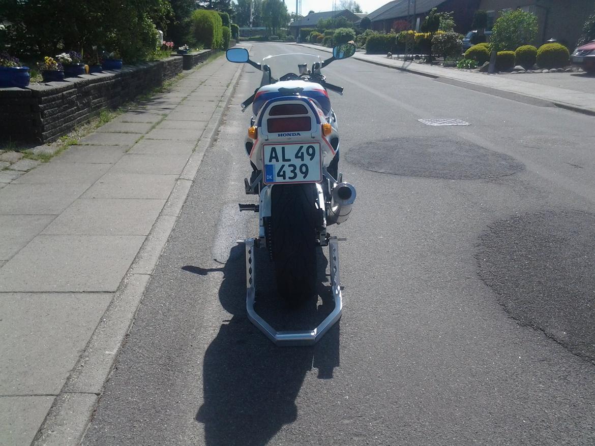 Honda CBR 900 RR SC28 billede 9