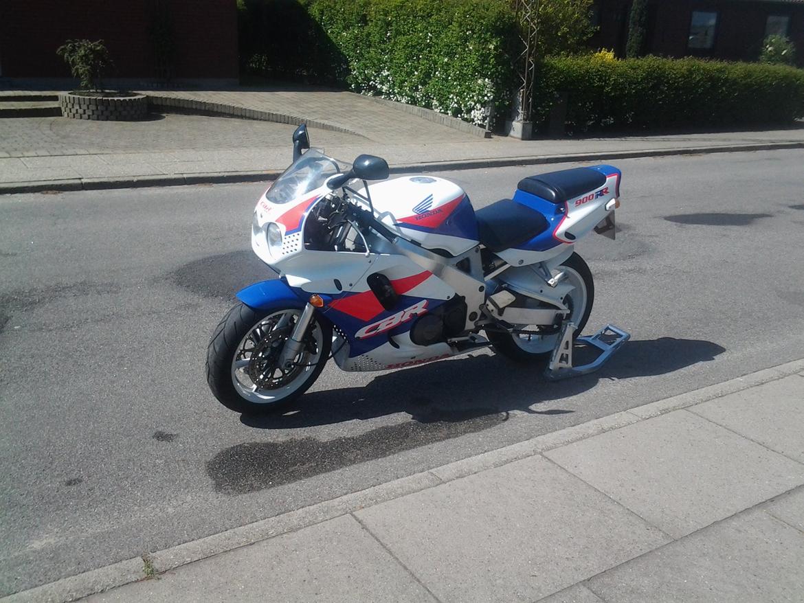 Honda CBR 900 RR SC28 billede 7