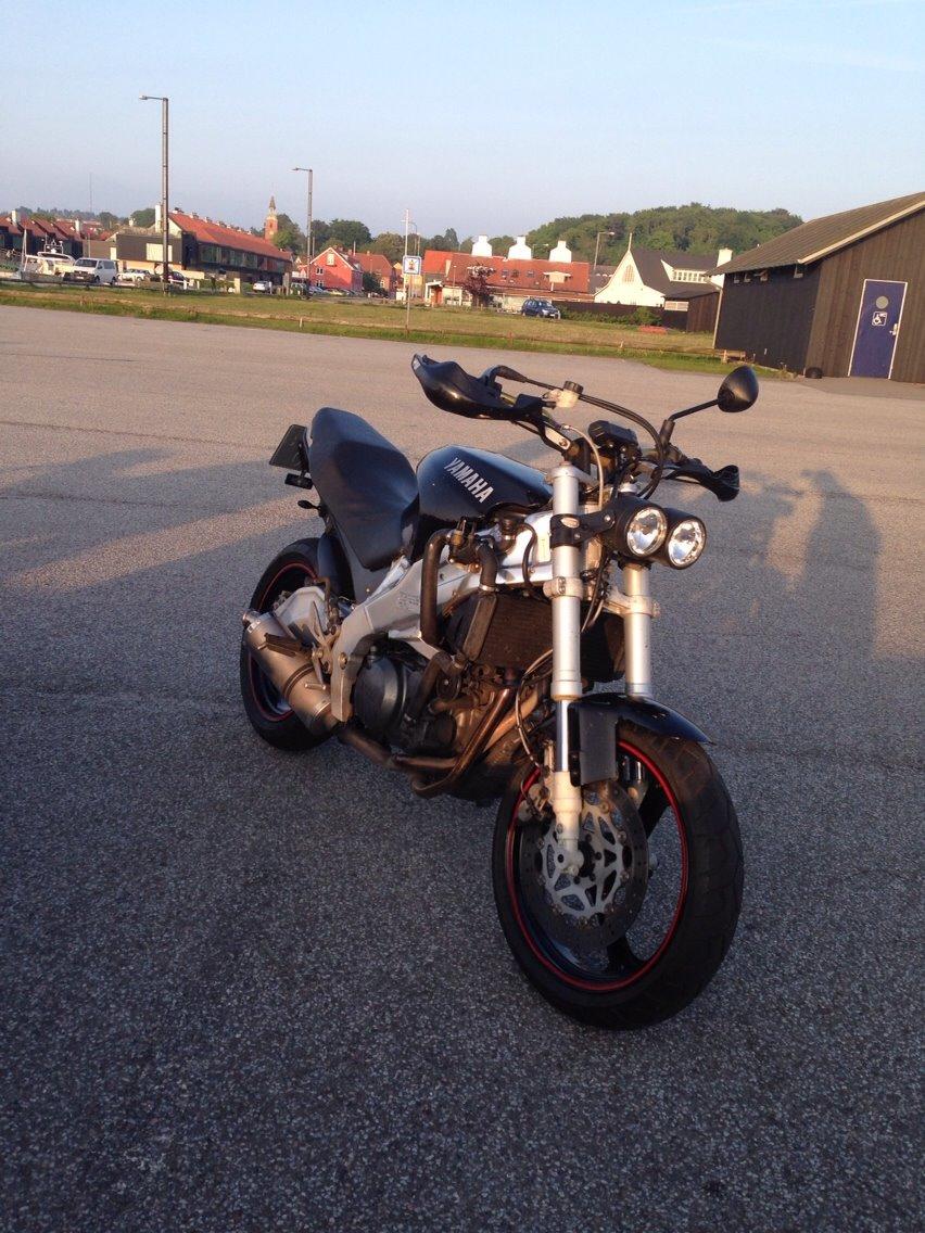 Yamaha SZR 660 - Lige en tur i Ebeltoft i det gode vejr. billede 19