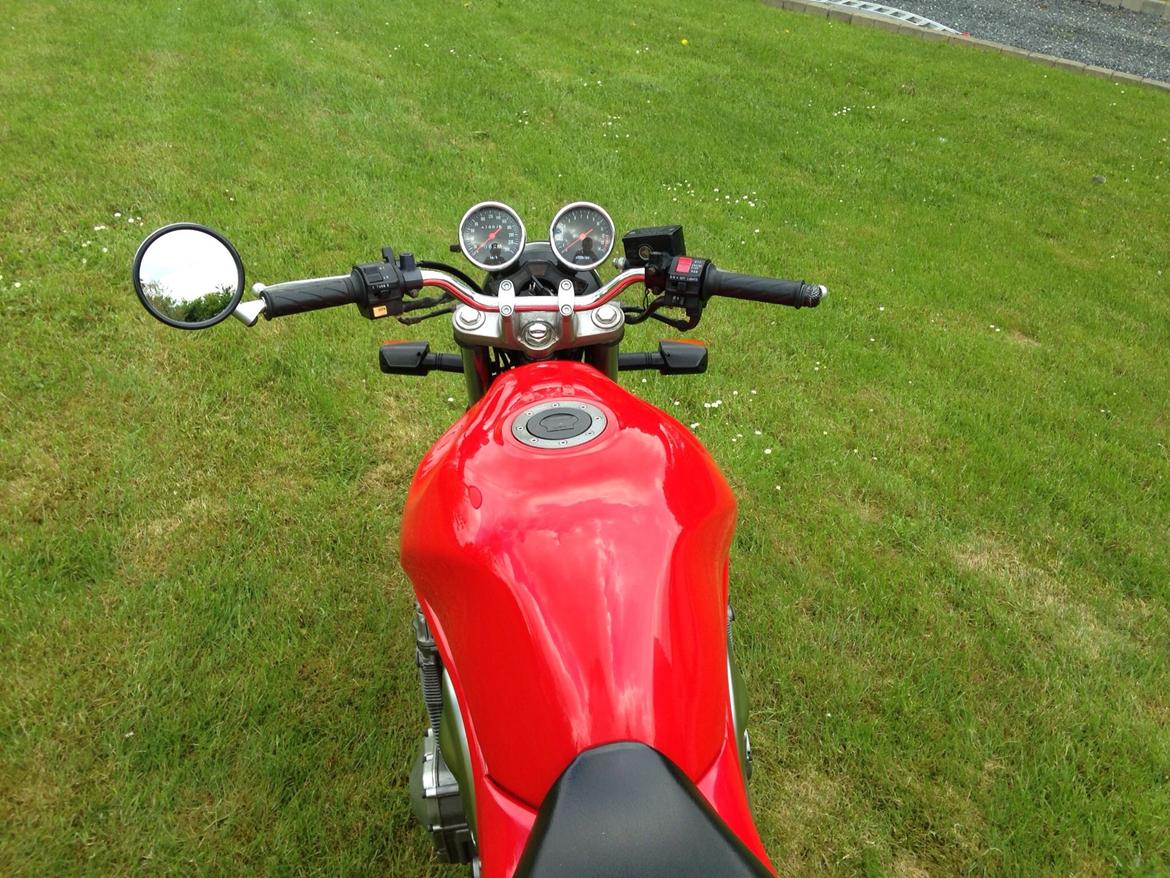 Suzuki GSF 600N Bandit billede 3