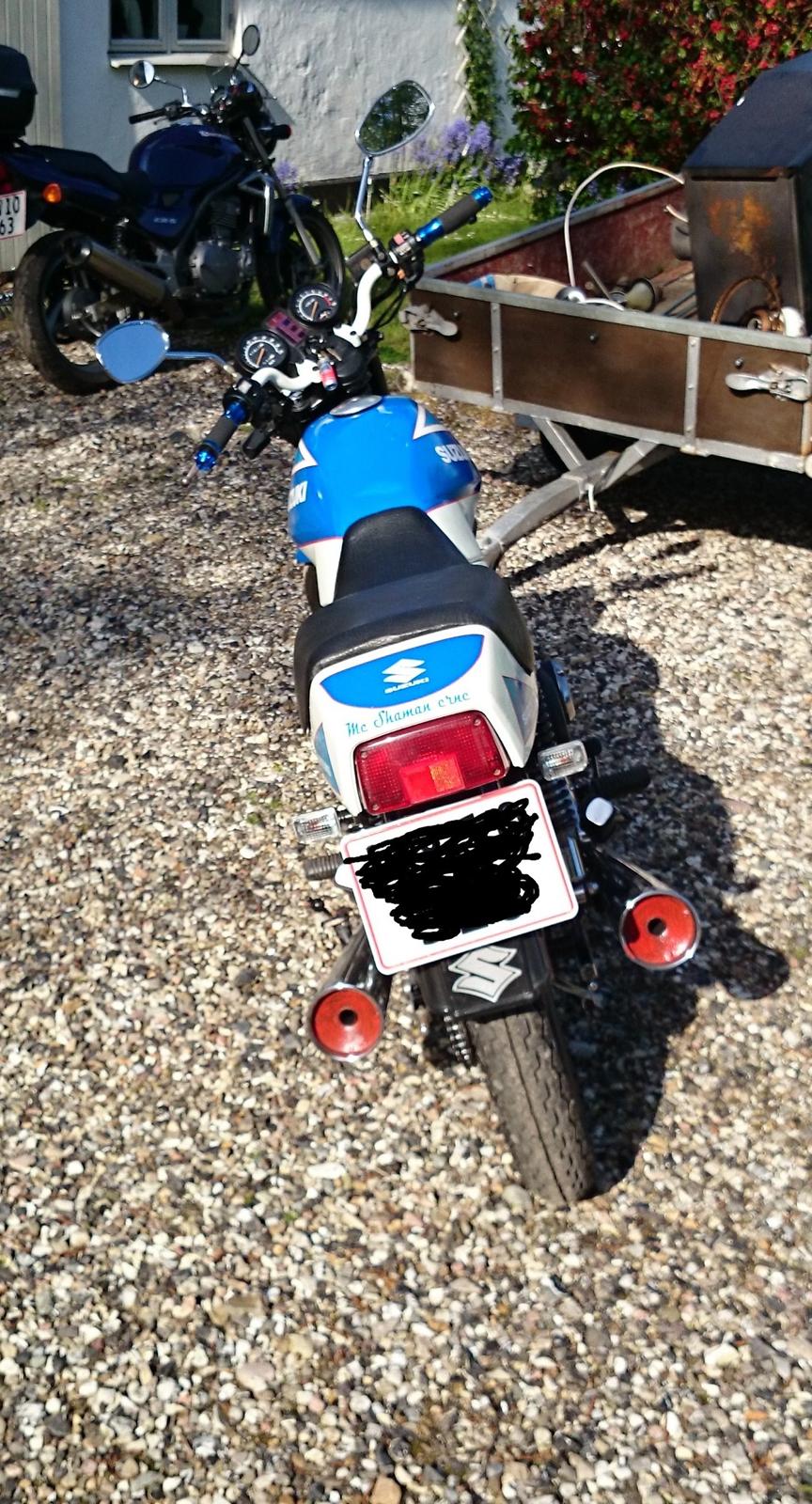 Suzuki GSX 250S SOLGT billede 4