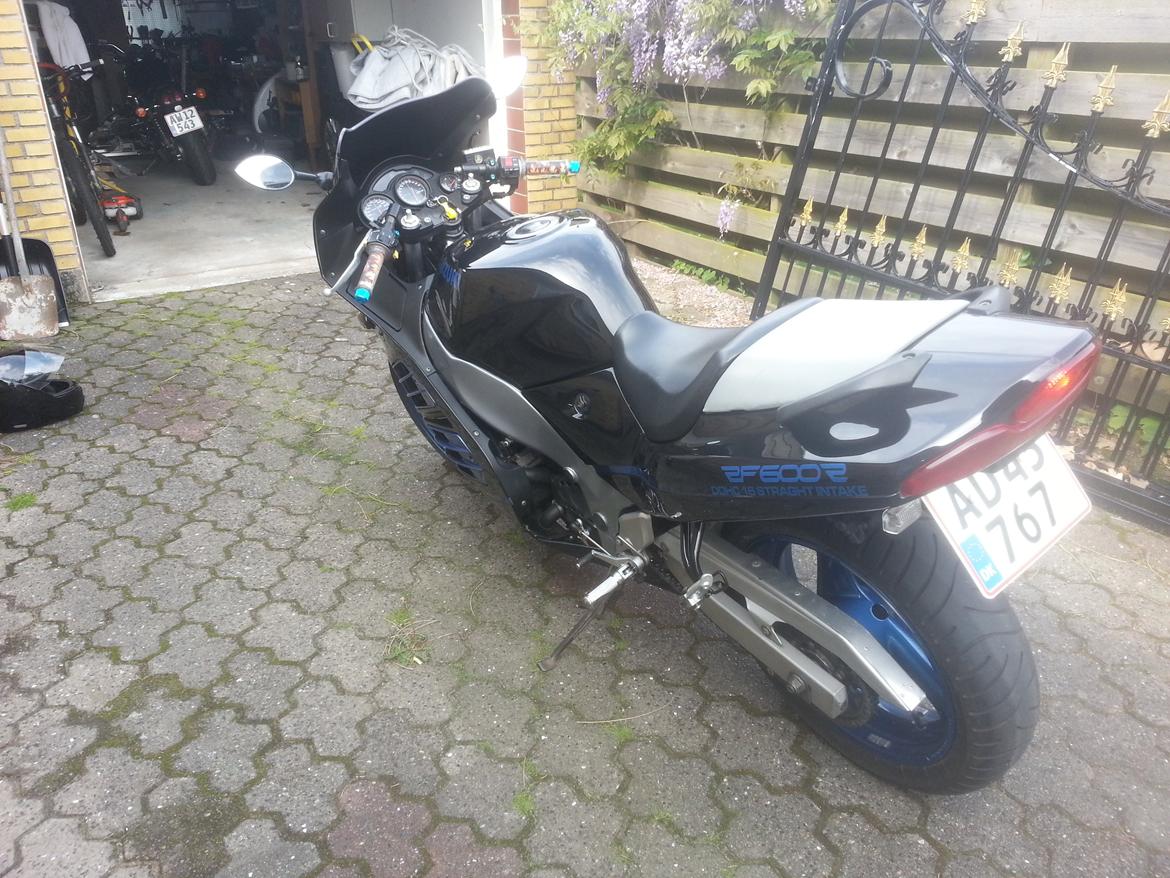Suzuki RF 600 R billede 8
