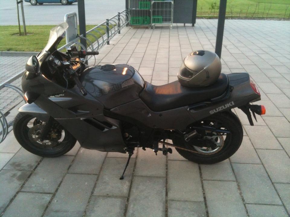 Suzuki GSX 1100 F billede 14