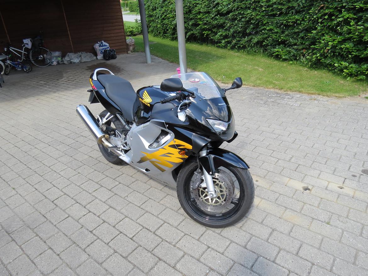 Honda cbr 600 f4....SOLGT....... billede 6