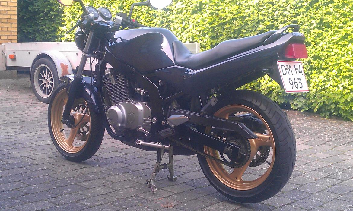 Suzuki GS 500 E billede 3