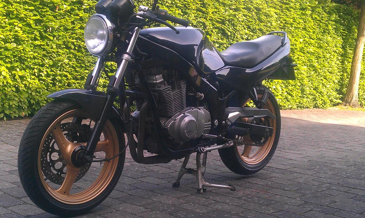 Suzuki GS 500 E billede 1