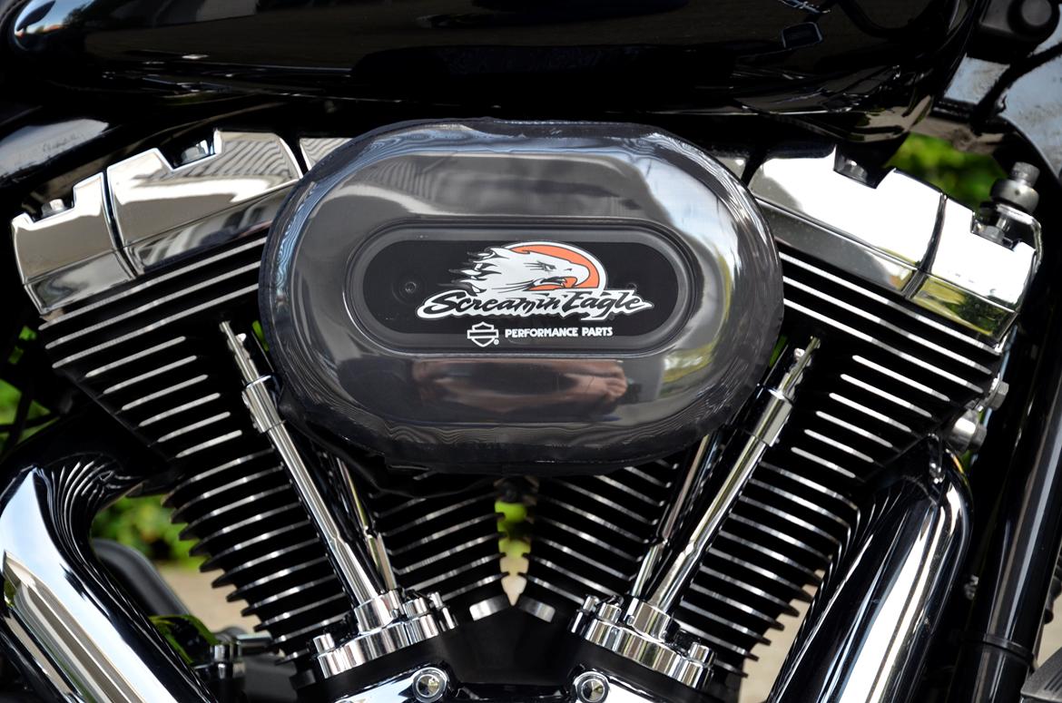 Harley Davidson FLHX Street Glide billede 14