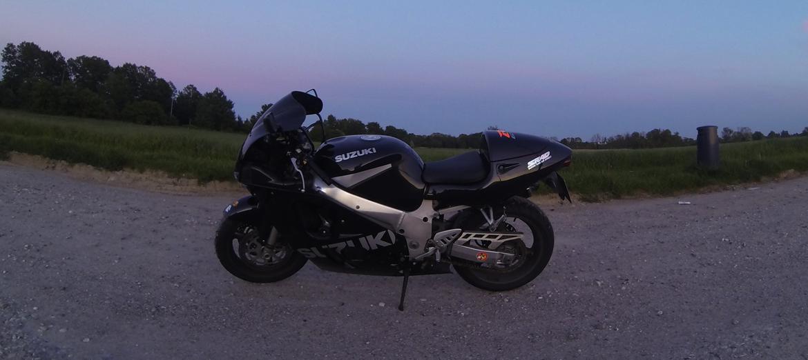 Suzuki GSX-R 600 SRAD billede 8