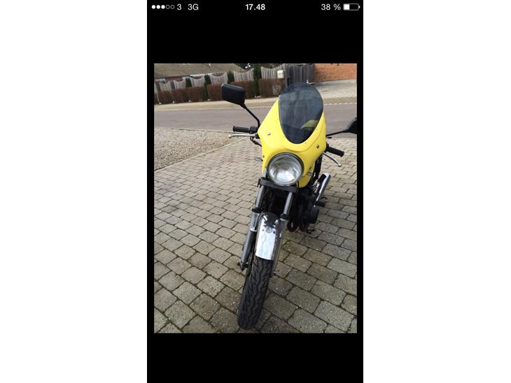 Suzuki Gs 550 billede 1