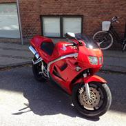 Honda VFR750f RC36/2