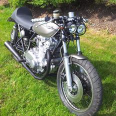 Kawasaki KZ 750 B - Twin