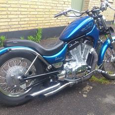 Suzuki VS 750 Intruder - Custom cruiser