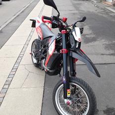 Aprilia SXV 550 (SOLGT)