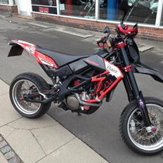 Aprilia SXV 550 (SOLGT)