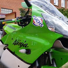 Kawasaki ZX6R