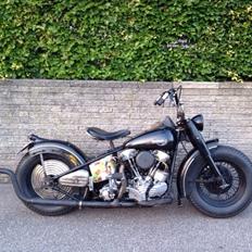 Harley Davidson Traditionel Bobber (Solgt)