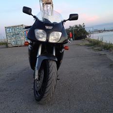 Yamaha Yzf 750 SP