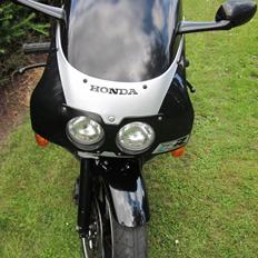 Honda CBR 400RR NC-29