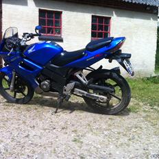 Honda cbr 125 r