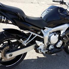Yamaha FZ6