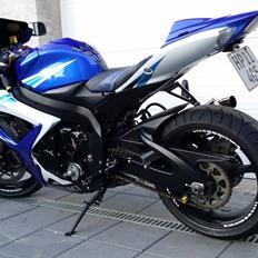 Suzuki GSXR 750