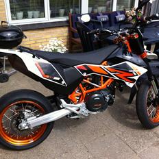 KTM 690 SMC-R