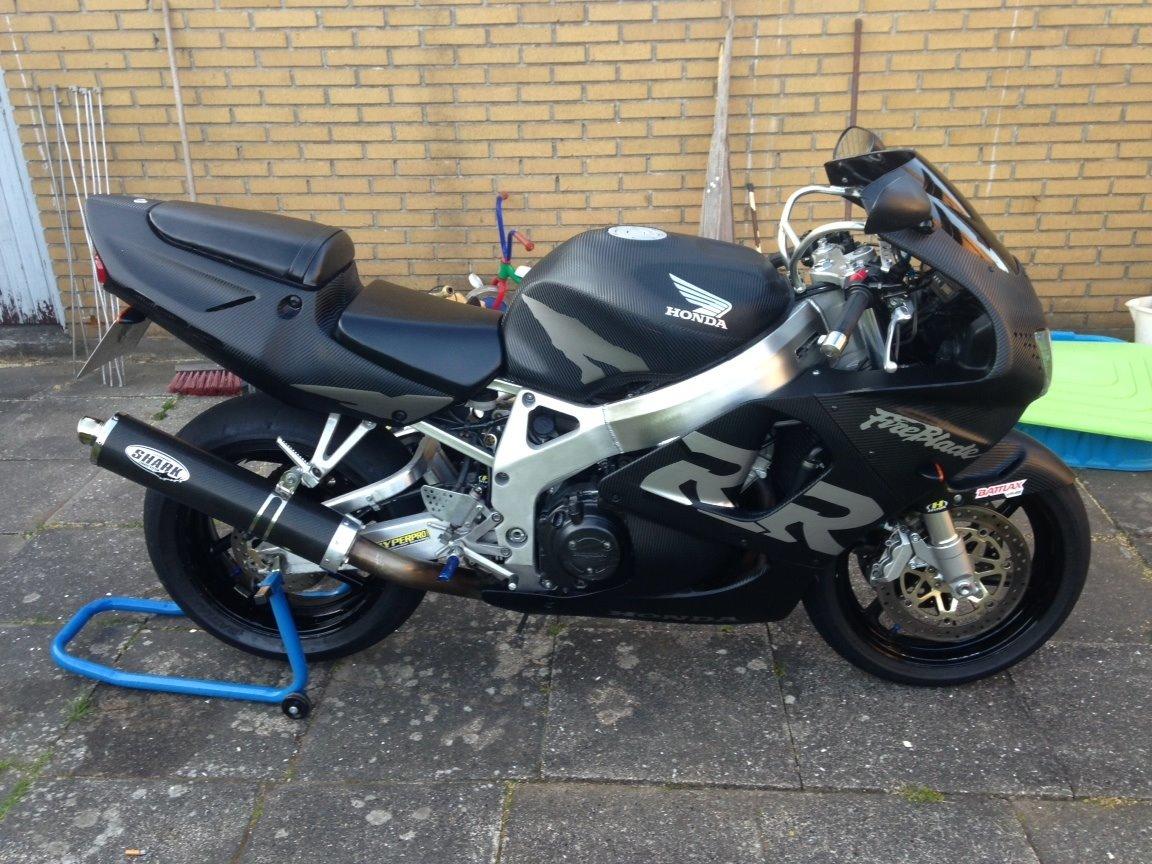 Honda Cbr 900 RR billede 9