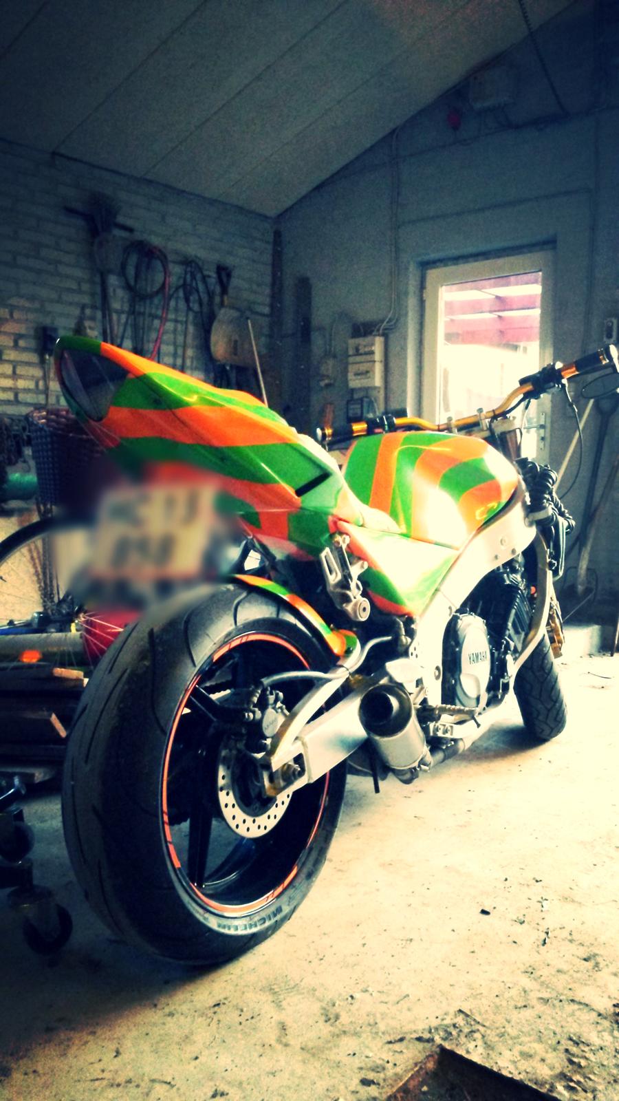 Yamaha FZR750r Bolche Fighter billede 10